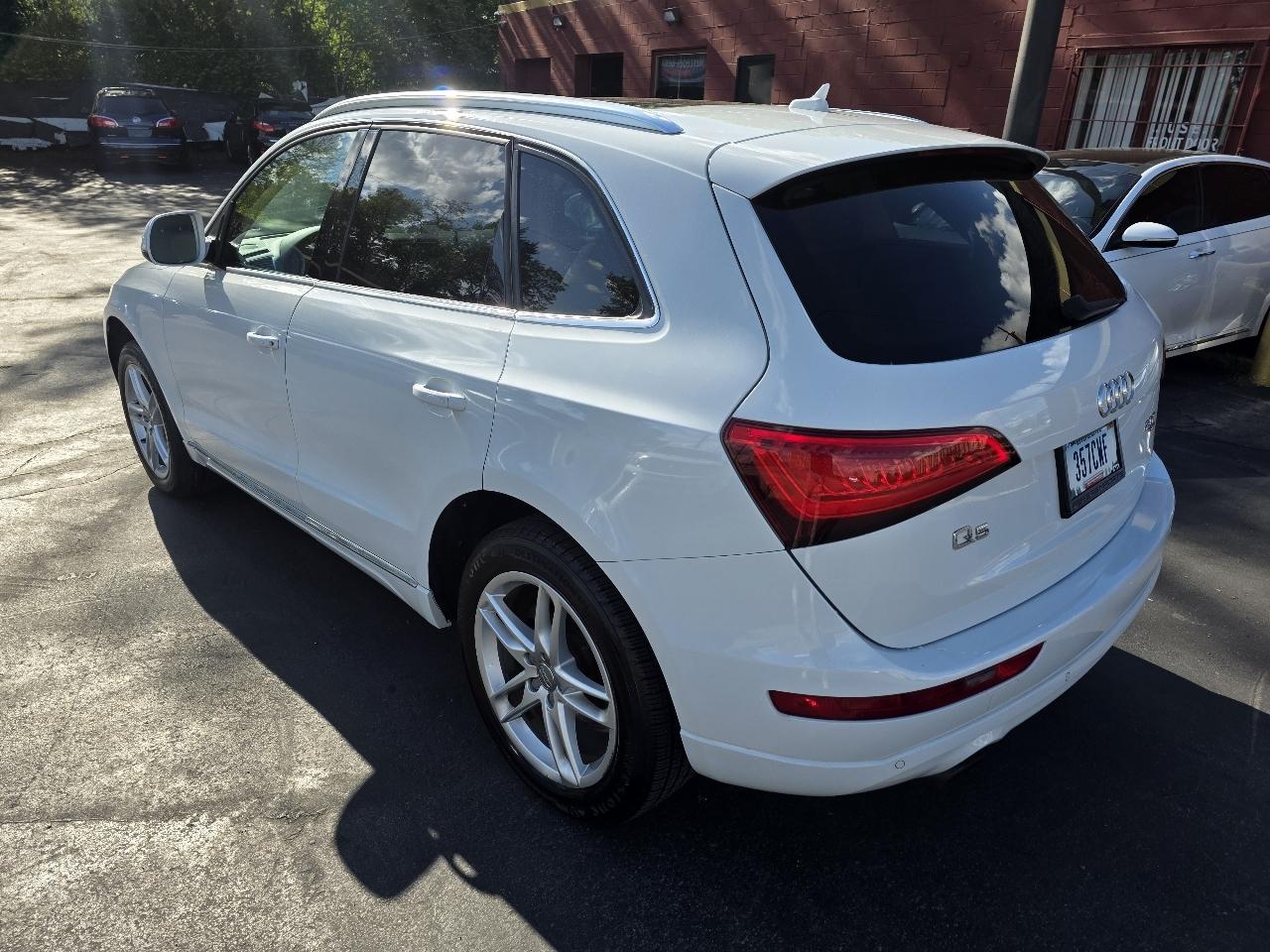 Audi Q5 2.0 quattro Premium 2013