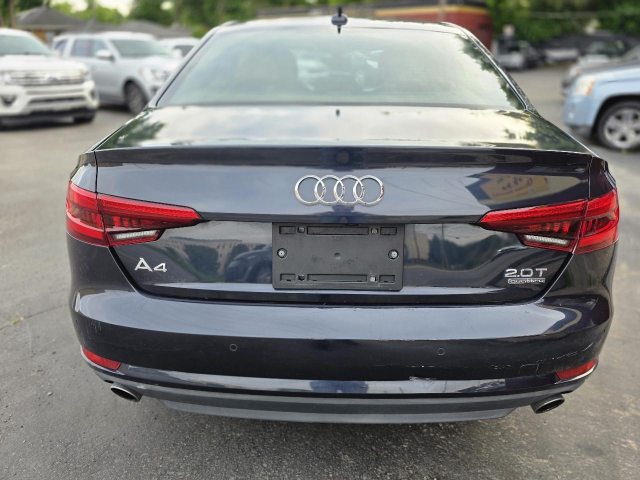 Audi A4 2.0T Premium quattro Sedan 2017