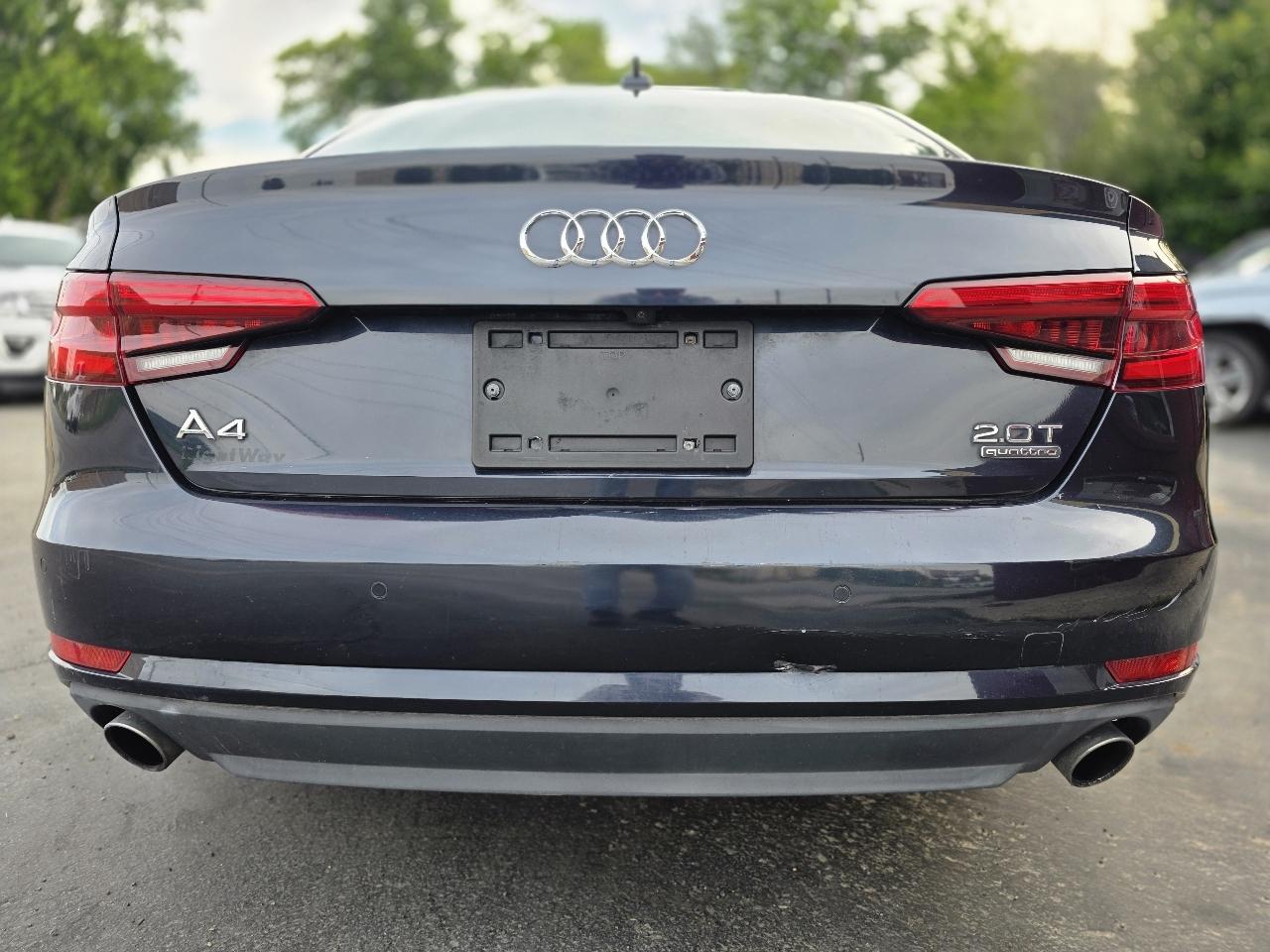 Audi A4 2.0T Premium quattro Sedan 2017