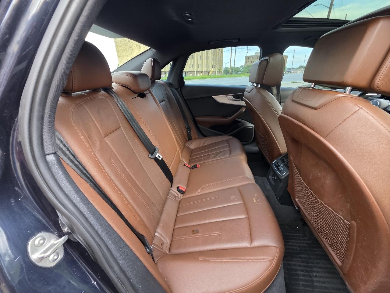 Audi A4 2.0T Premium quattro Sedan 2017