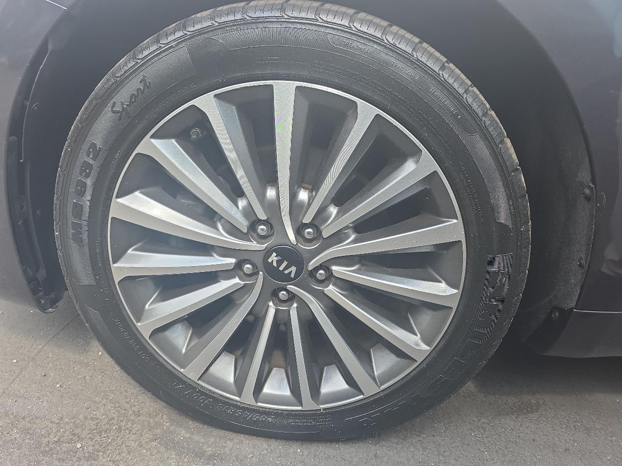 Kia Cadenza Limited 2017