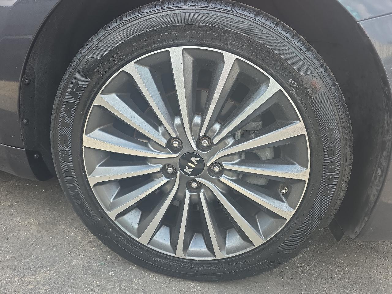 Kia Cadenza Limited 2017