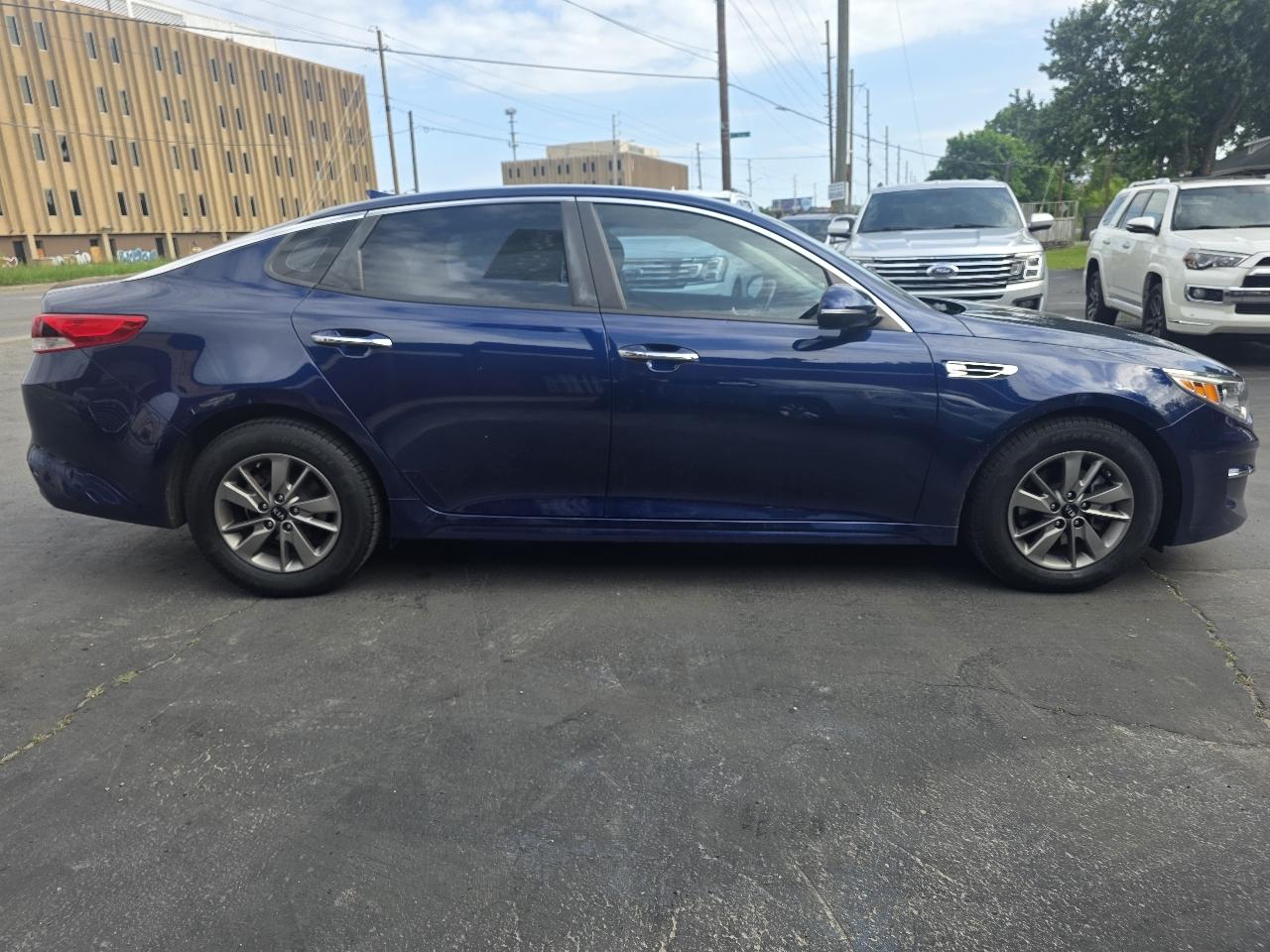 Kia Optima LX 2016