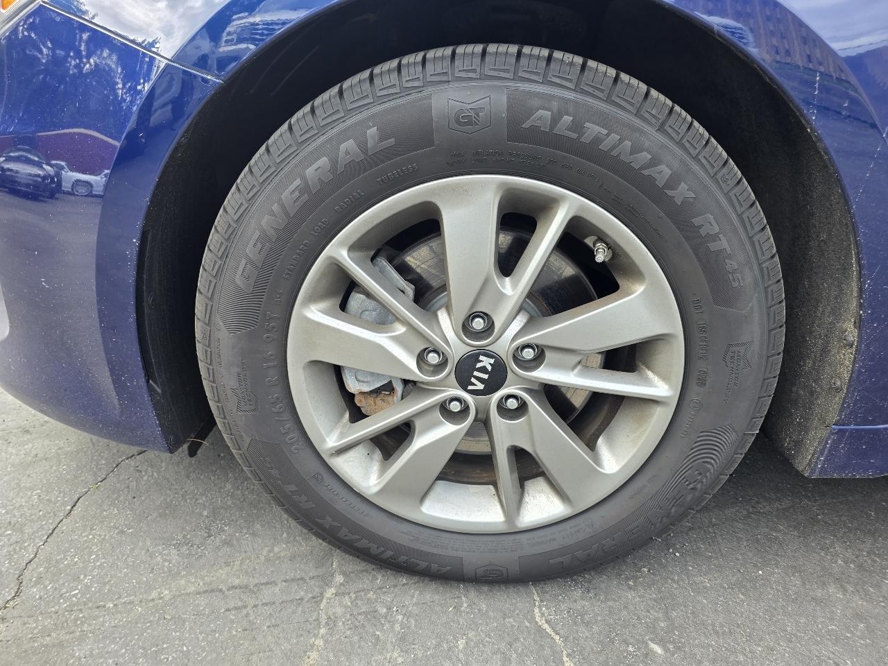 Kia Optima LX 2016