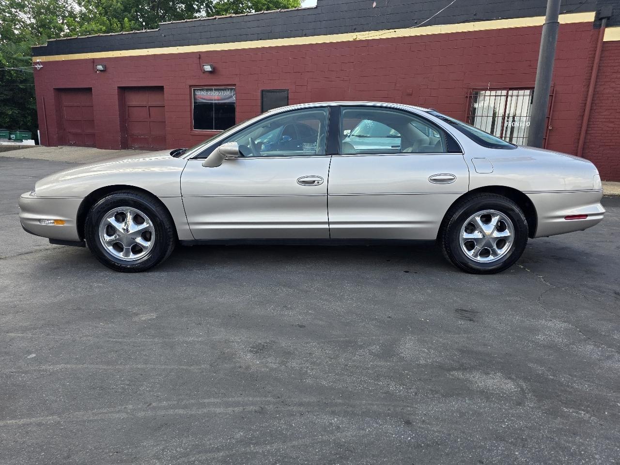 Oldsmobile Aurora Base 1997