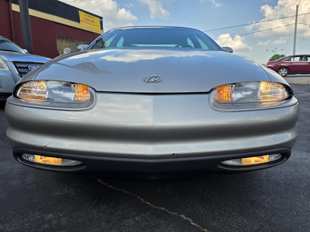 Oldsmobile Aurora Base 1997