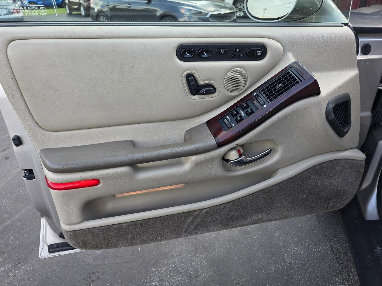 Oldsmobile Aurora Base 1997