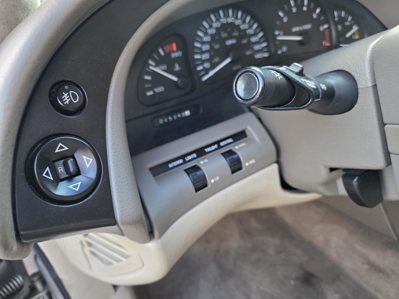 Oldsmobile Aurora Base 1997