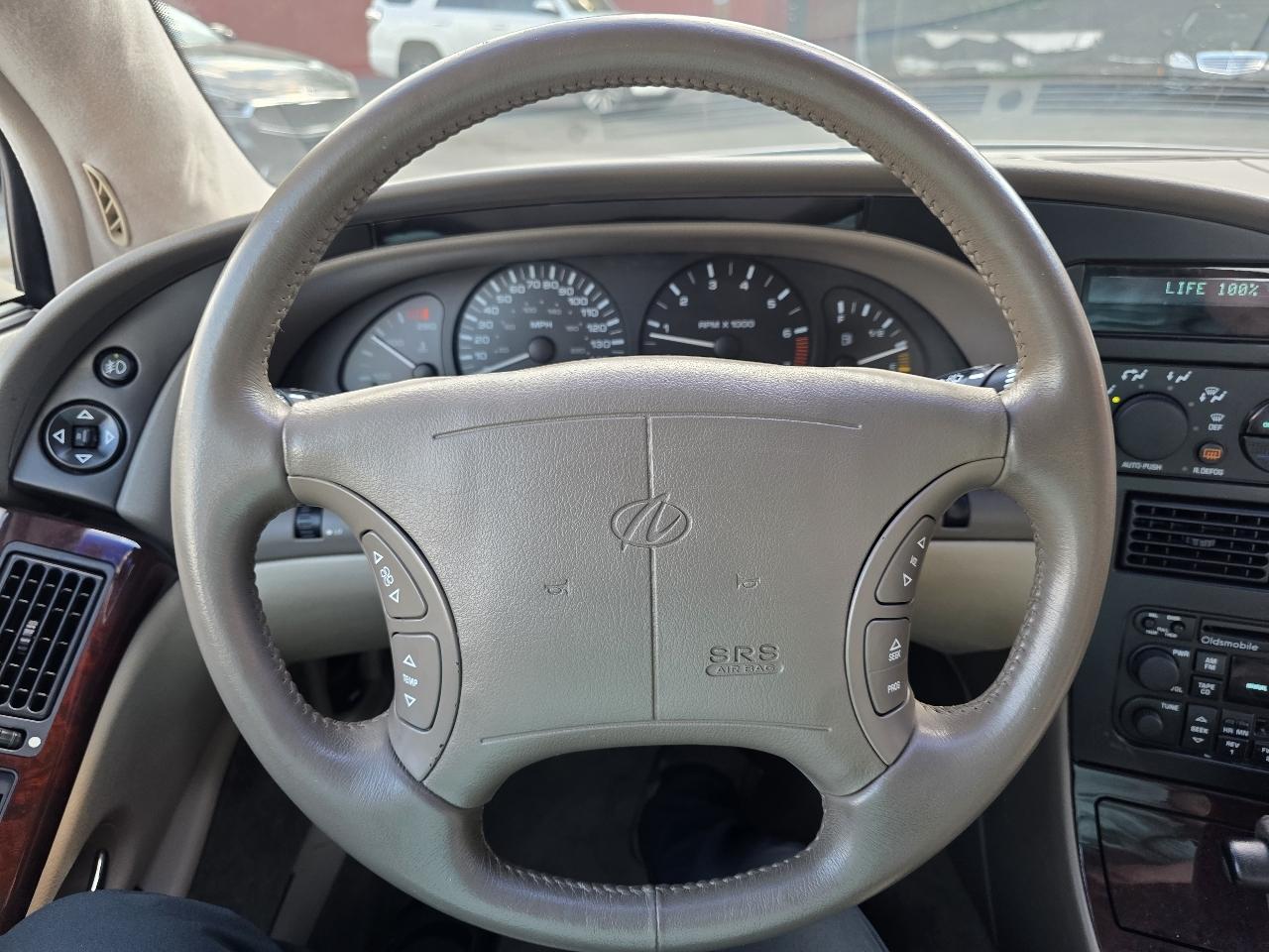 Oldsmobile Aurora Base 1997