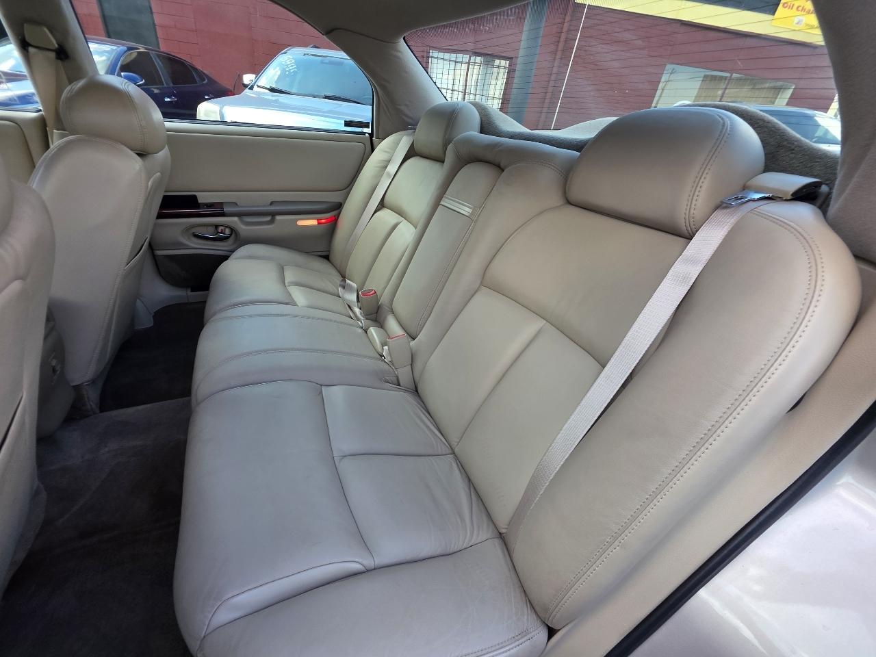 Oldsmobile Aurora Base 1997