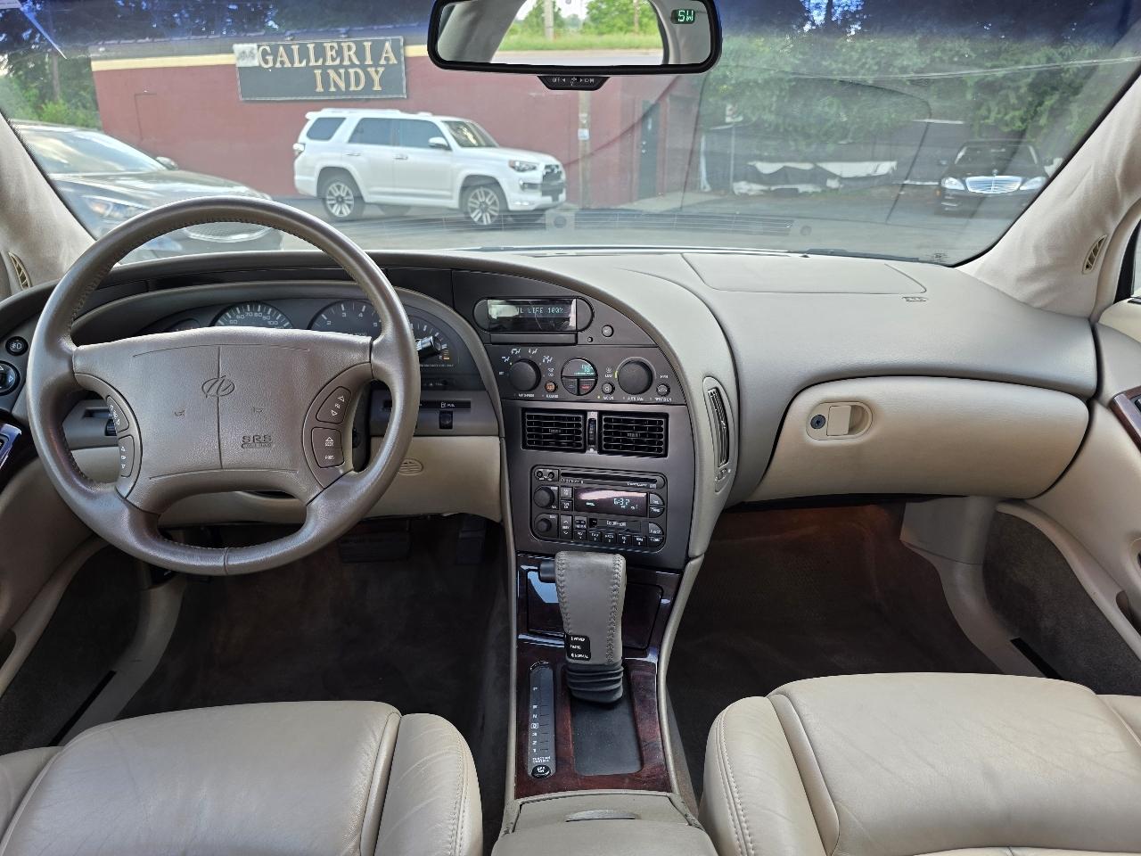 Oldsmobile Aurora Base 1997