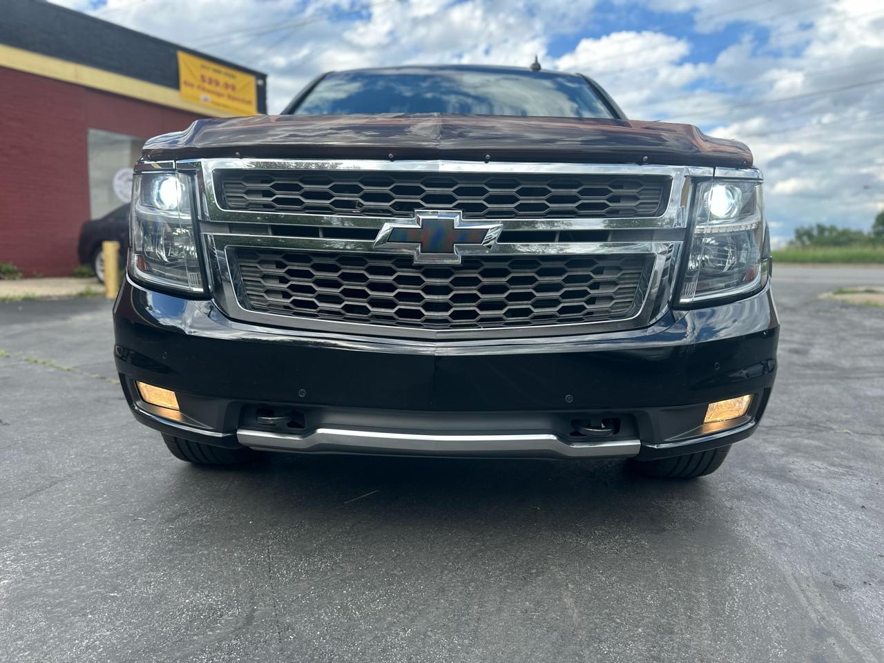 Chevrolet Suburban LT 4WD 2018