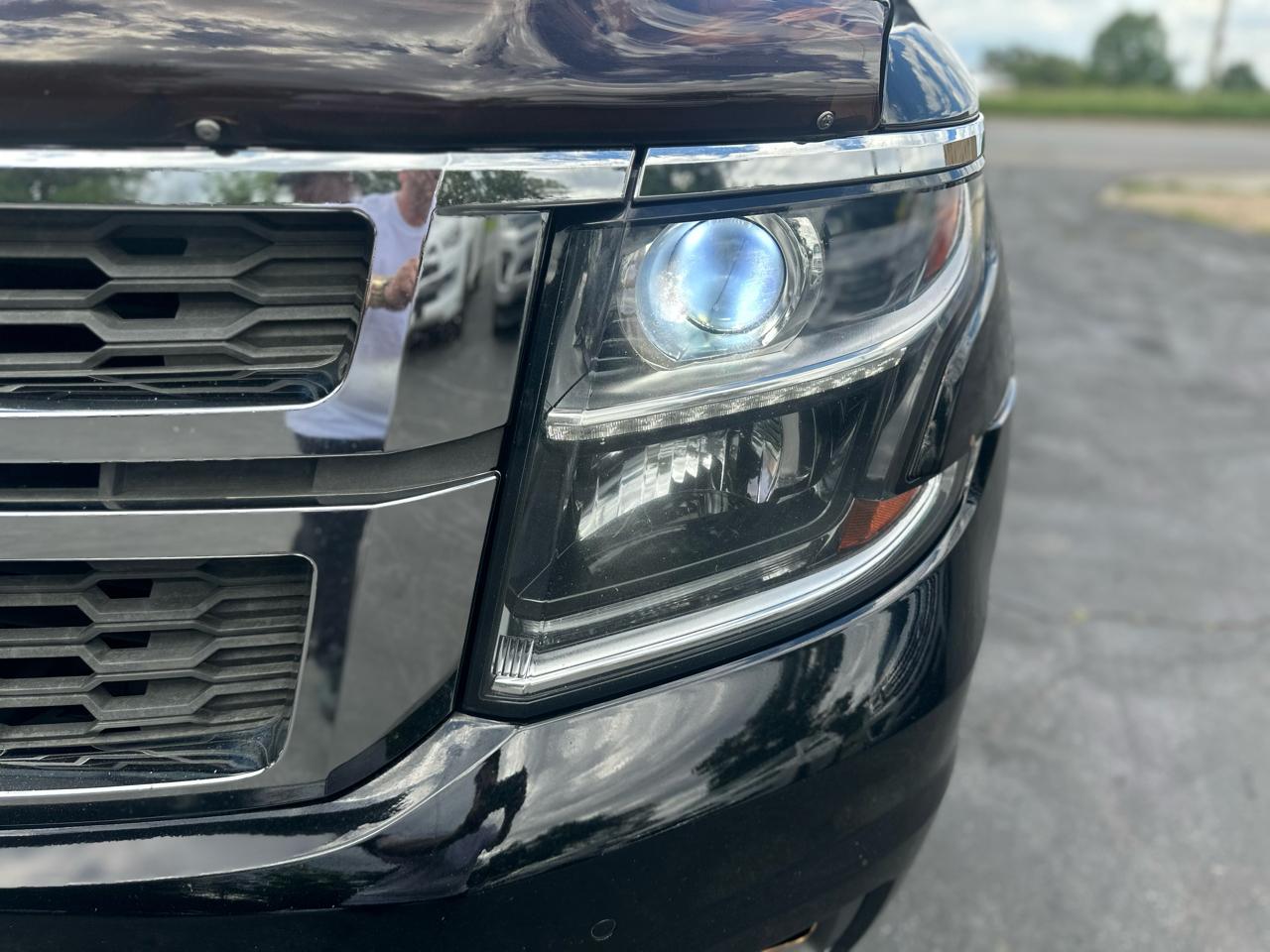 Chevrolet Suburban LT 4WD 2018