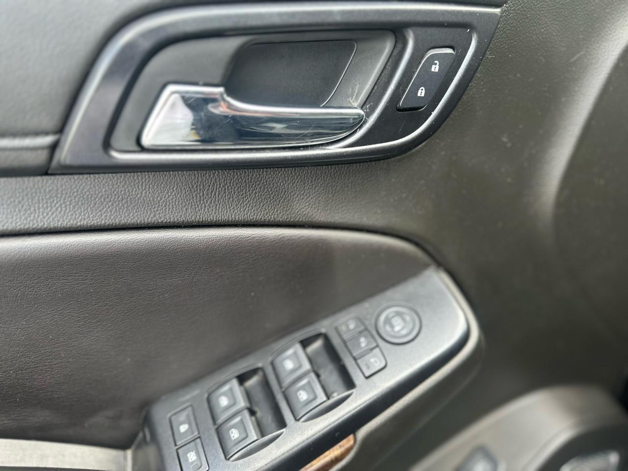 Chevrolet Suburban LT 4WD 2018
