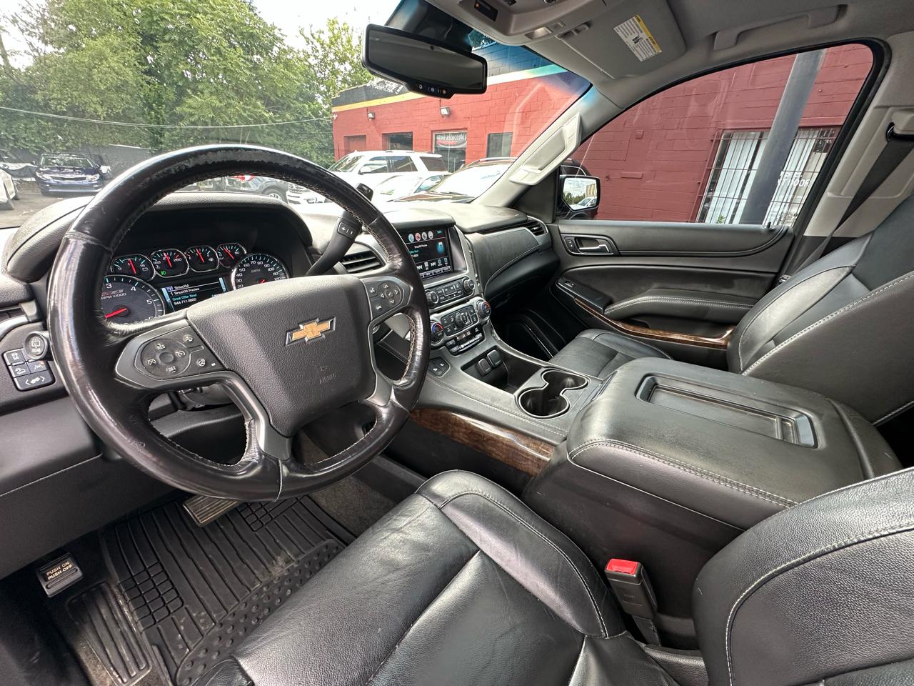 Chevrolet Suburban LT 4WD 2018