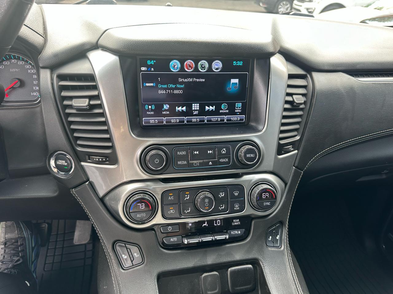 Chevrolet Suburban LT 4WD 2018
