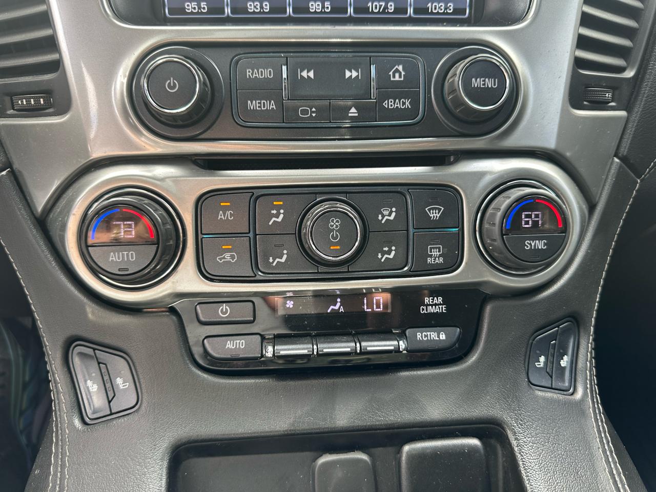 Chevrolet Suburban LT 4WD 2018