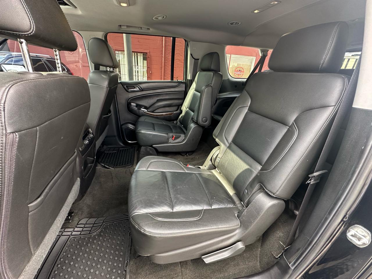 Chevrolet Suburban LT 4WD 2018