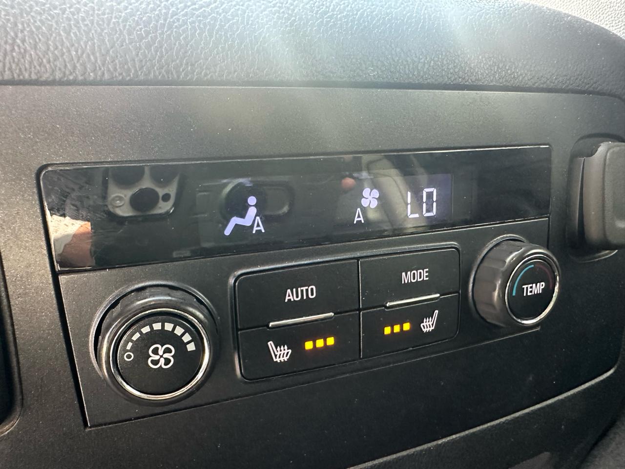 Chevrolet Suburban LT 4WD 2018