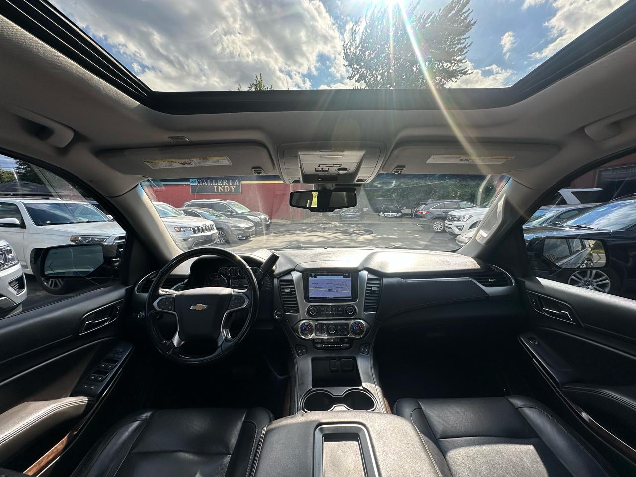 Chevrolet Suburban LT 4WD 2018