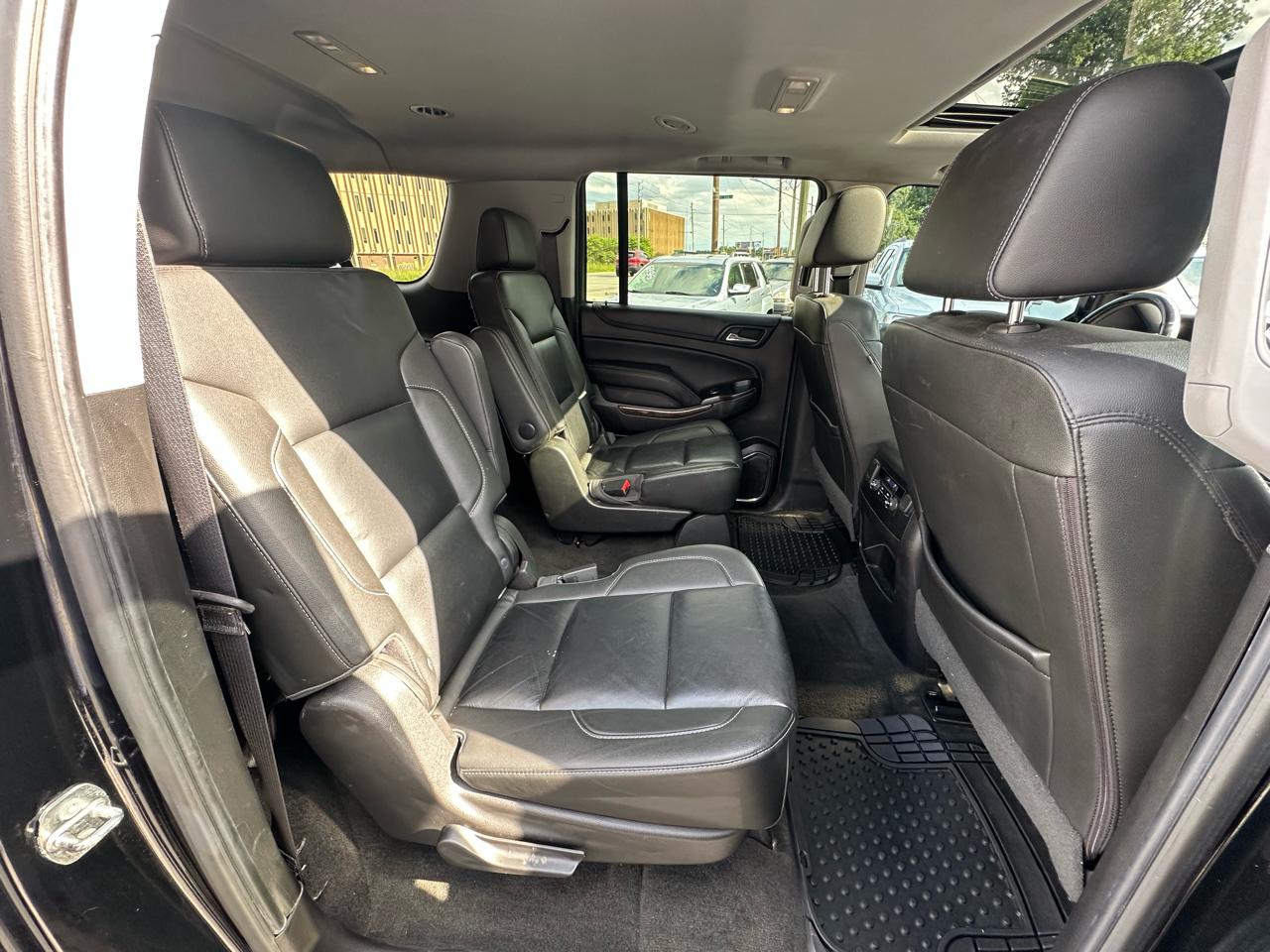 Chevrolet Suburban LT 4WD 2018
