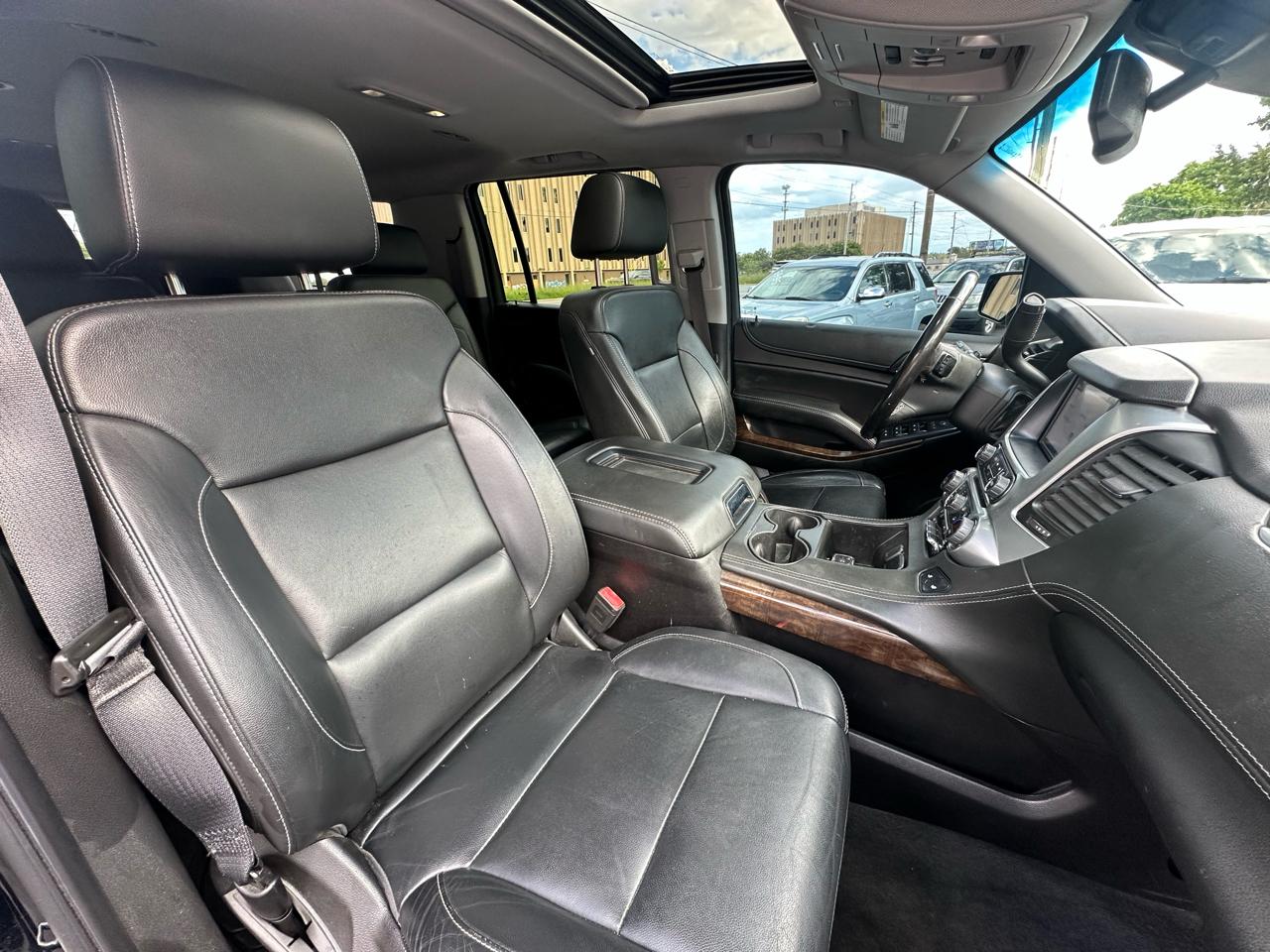 Chevrolet Suburban LT 4WD 2018
