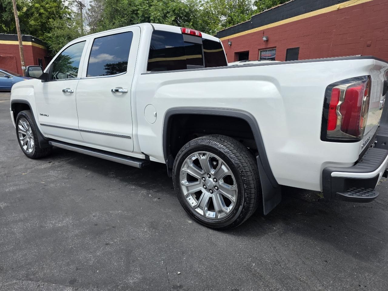 GMC Sierra 1500 Denali Crew Cab Long Box 4WD 2018