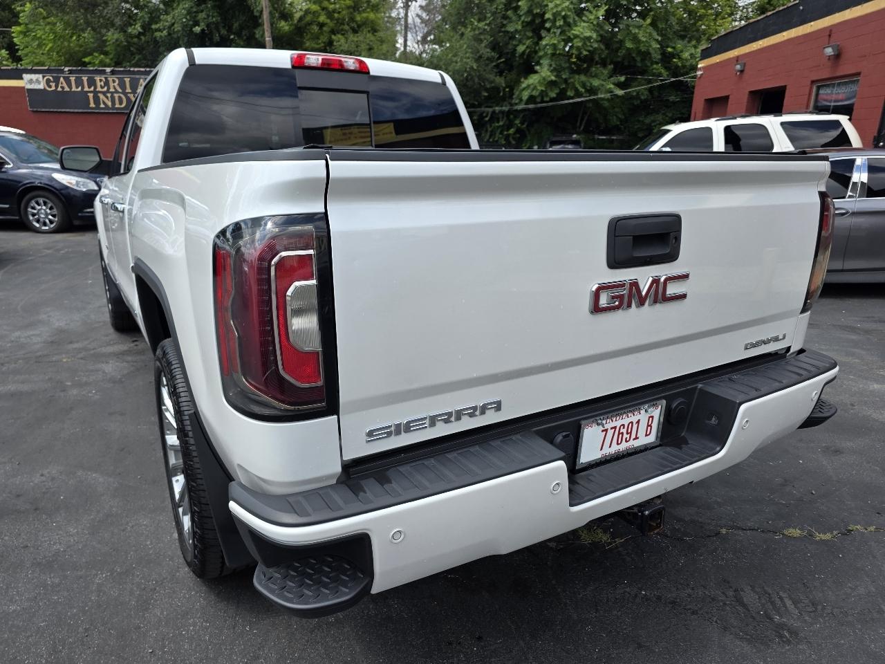 GMC Sierra 1500 Denali Crew Cab Long Box 4WD 2018