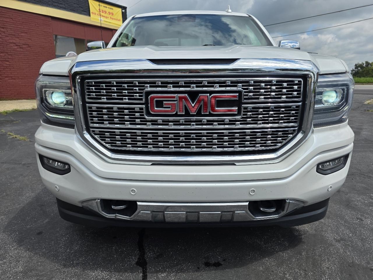 GMC Sierra 1500 Denali Crew Cab Long Box 4WD 2018