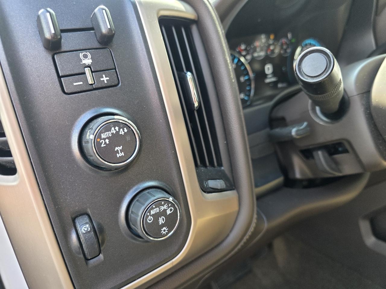 GMC Sierra 1500 Denali Crew Cab Long Box 4WD 2018