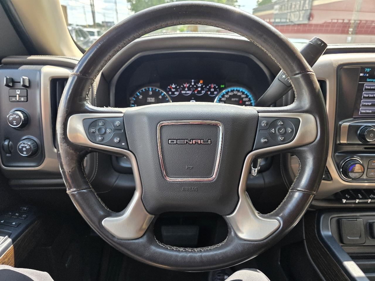 GMC Sierra 1500 Denali Crew Cab Long Box 4WD 2018