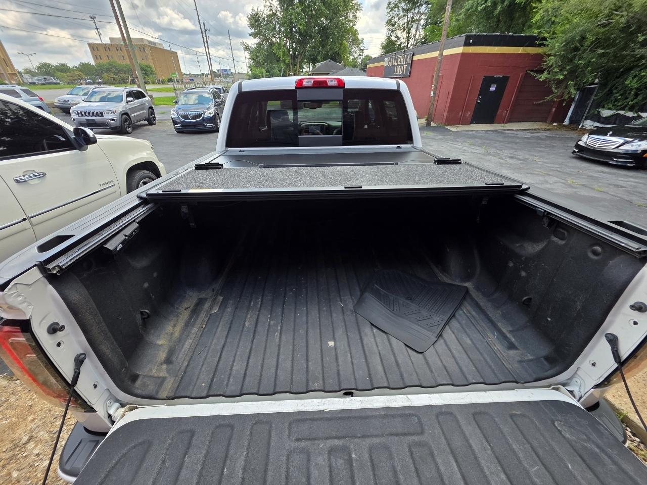 GMC Sierra 1500 Denali Crew Cab Long Box 4WD 2018