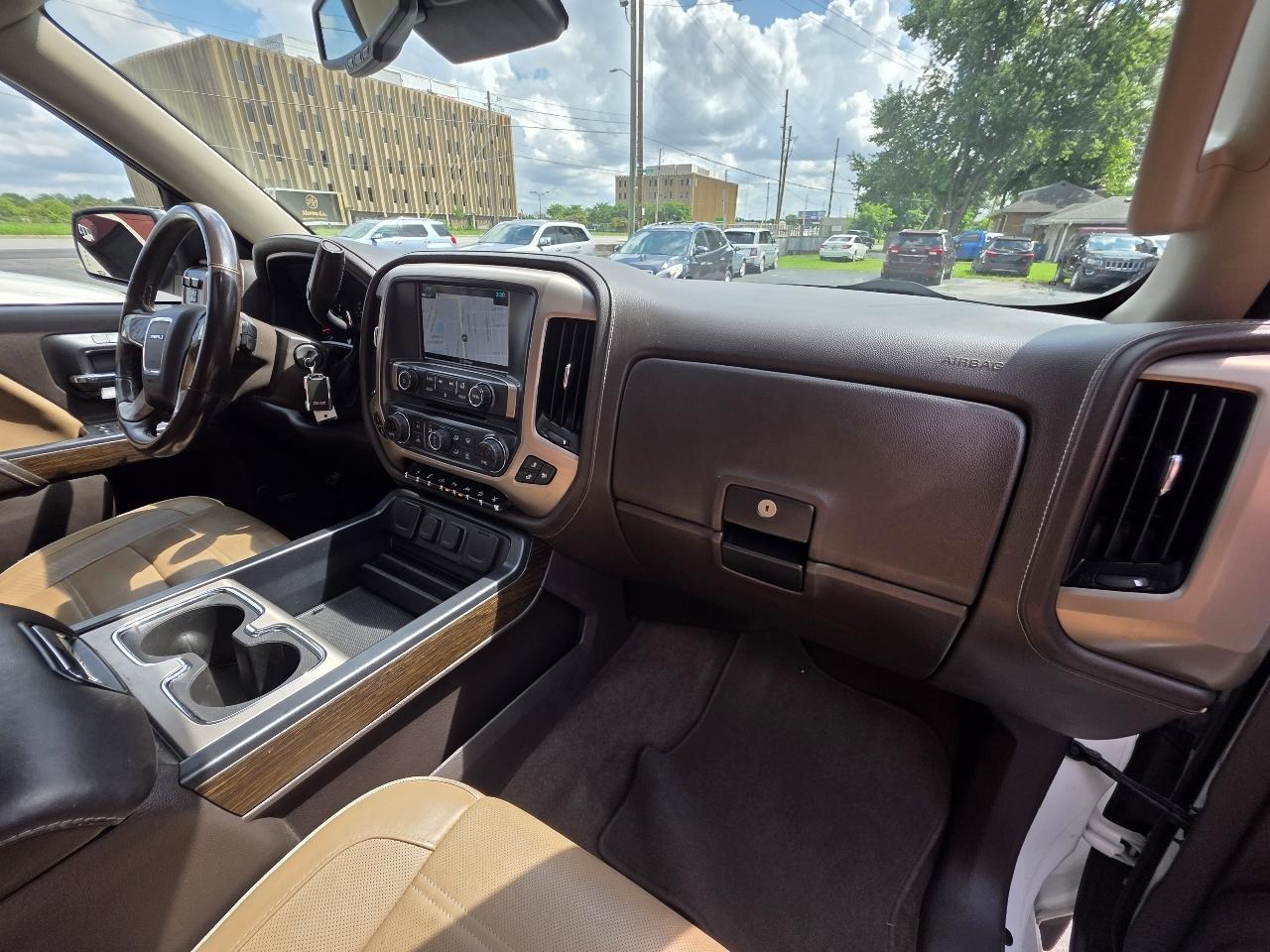 GMC Sierra 1500 Denali Crew Cab Long Box 4WD 2018