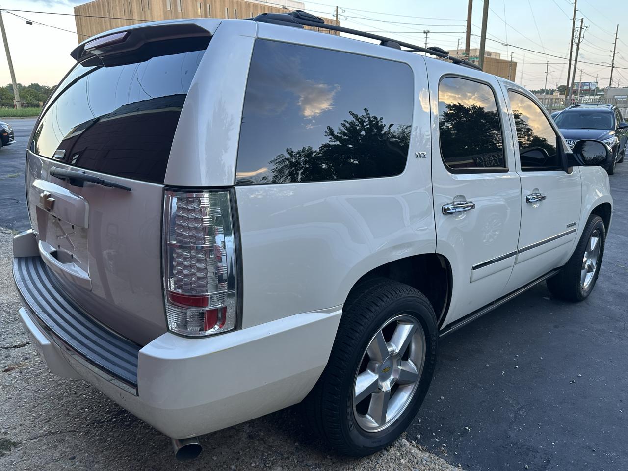 Chevrolet Tahoe LTZ 4WD 2014