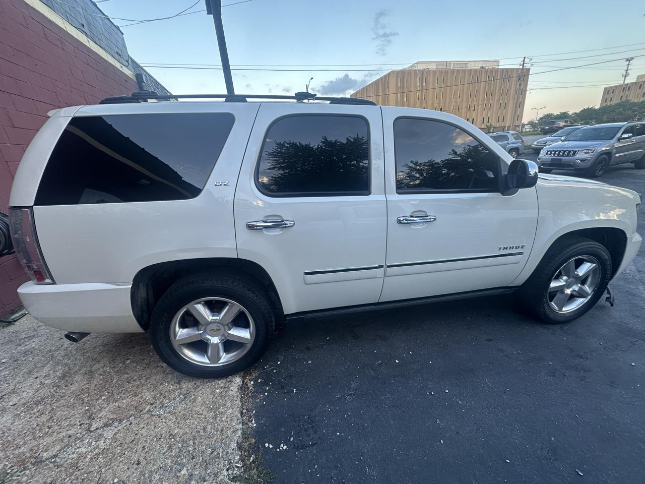 Chevrolet Tahoe LTZ 4WD 2014