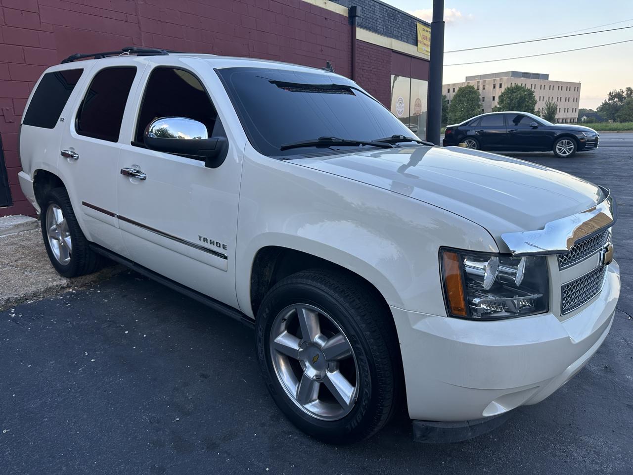 Chevrolet Tahoe LTZ 4WD 2014