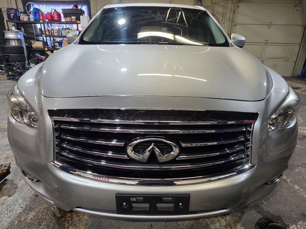 Infiniti QX60 Base FWD 2015