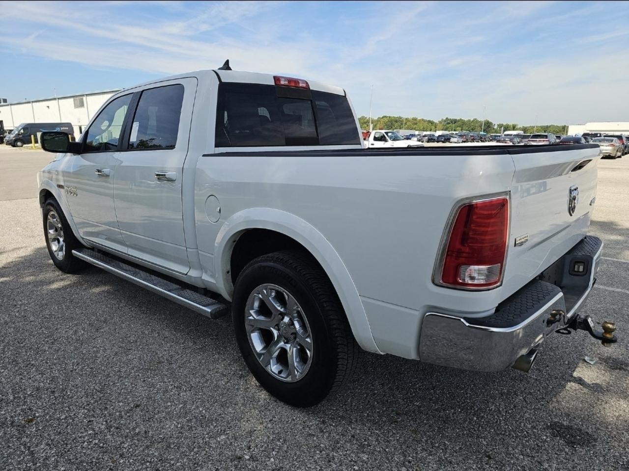 RAM 1500 Laramie Crew Cab SWB 4WD 2014