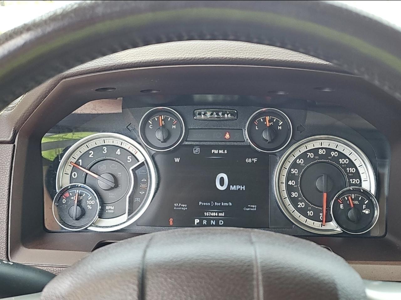 RAM 1500 Laramie Crew Cab SWB 4WD 2014