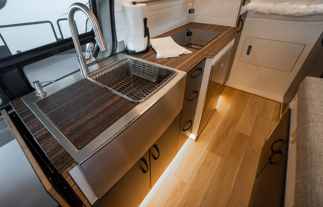 Mercedes-Benz Sprinter Van  2024