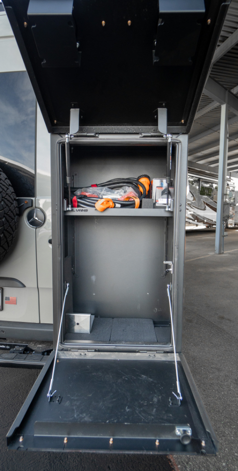 Mercedes-Benz Sprinter Van  2024