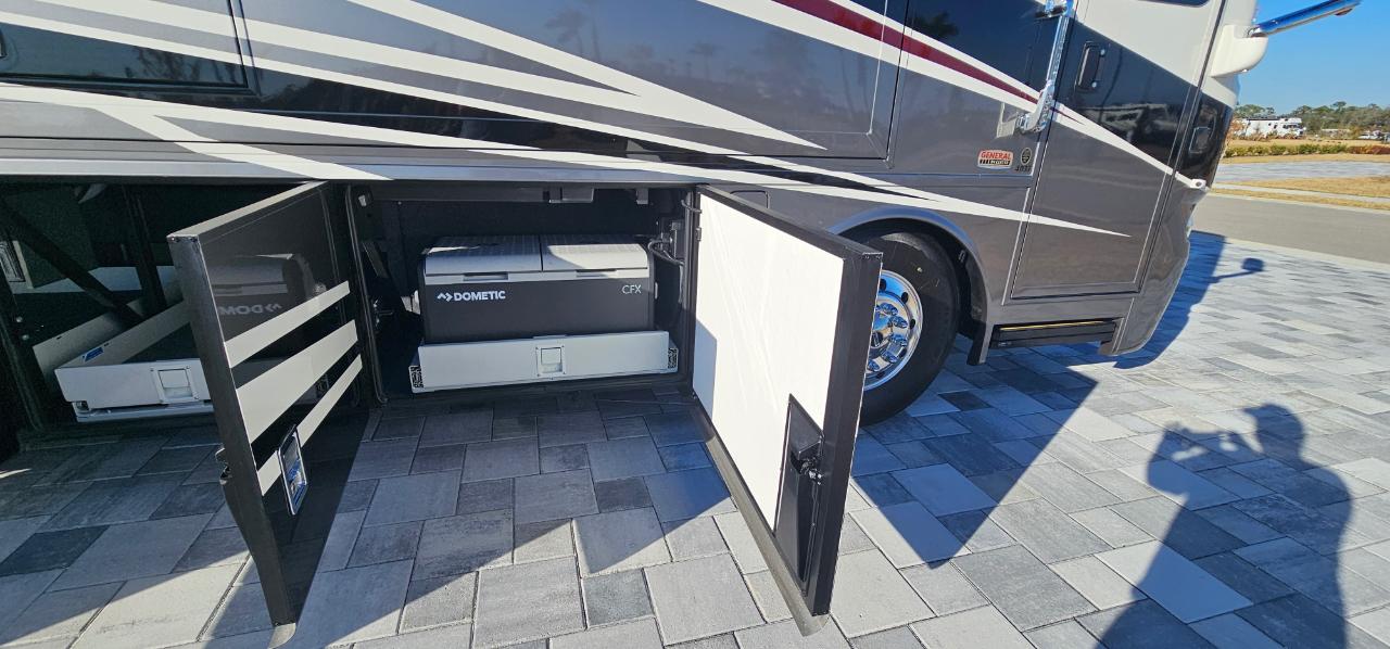 Newmar Ventana  2025