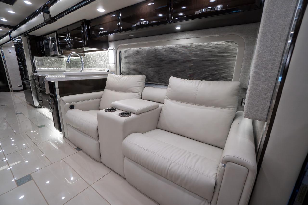 Newmar King Aire  2020