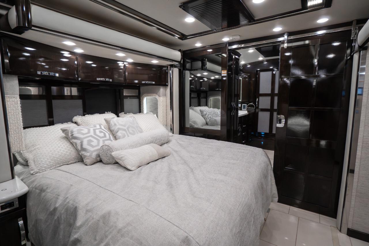 Newmar King Aire  2020