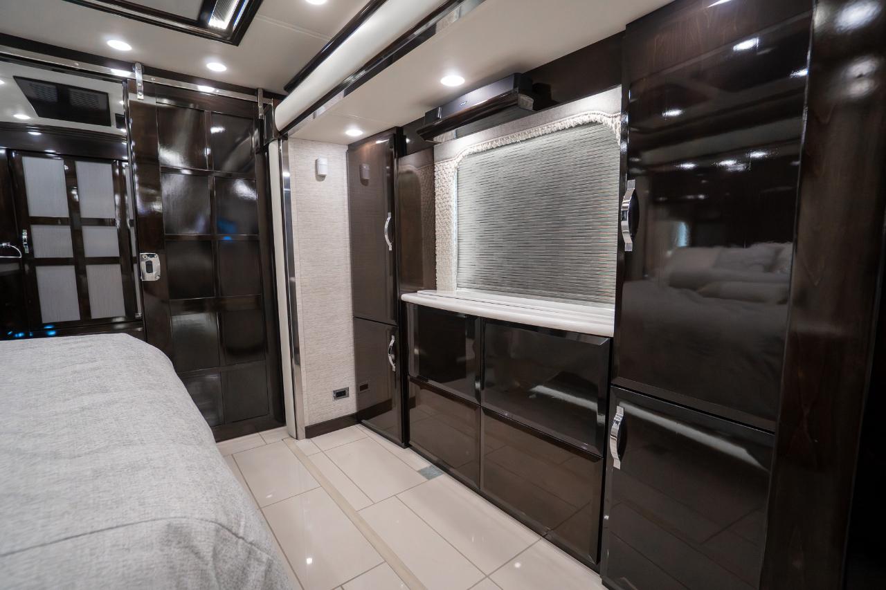 Newmar King Aire  2020