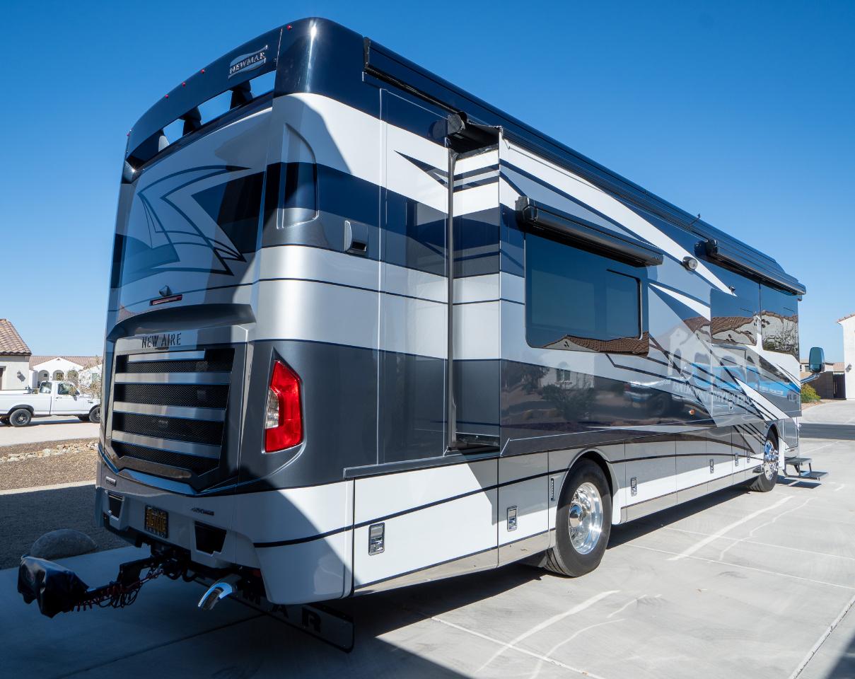Newmar New Aire  2024