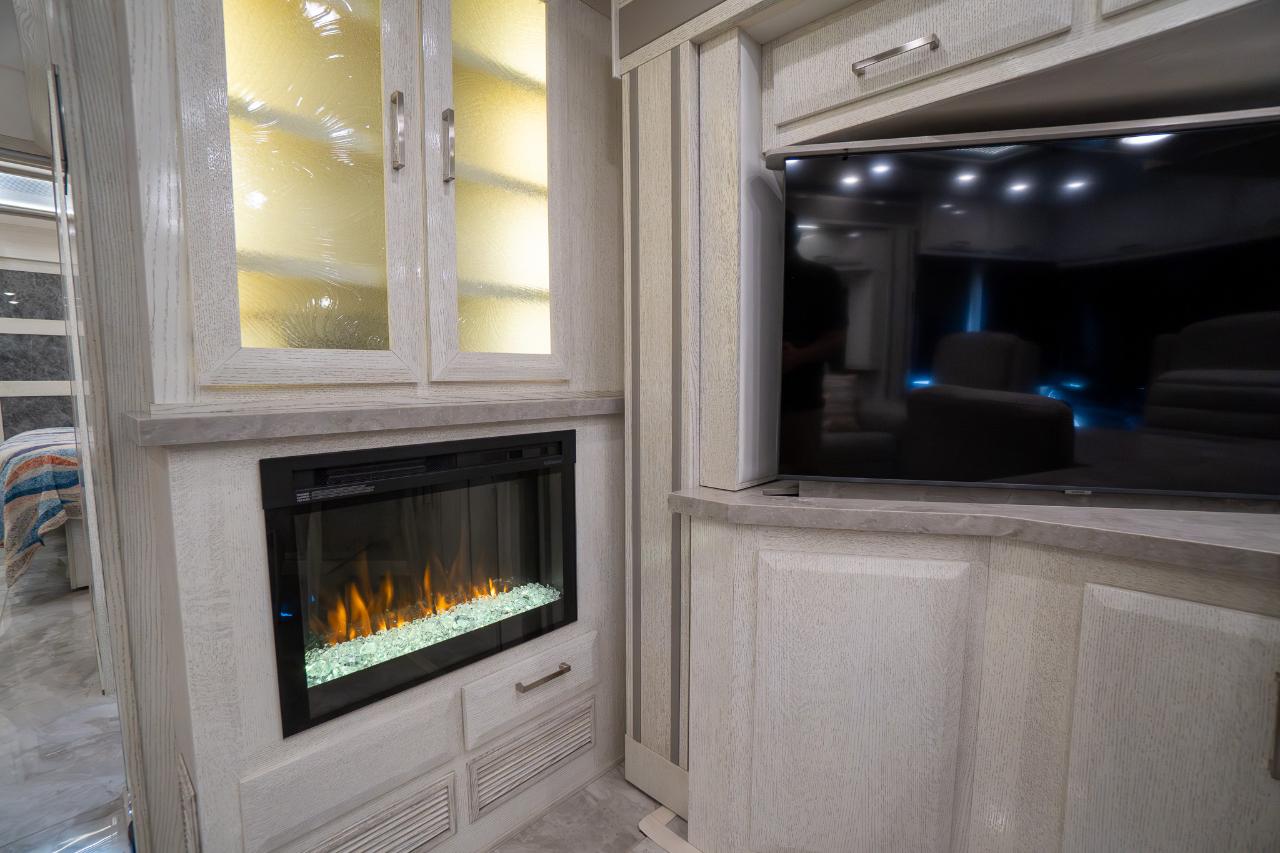 Newmar New Aire  2024