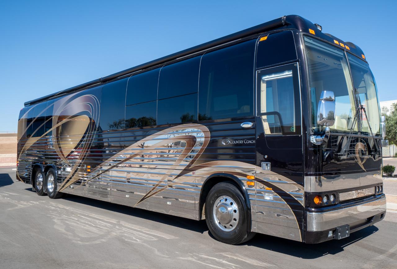 Prevost Country Coach  2005