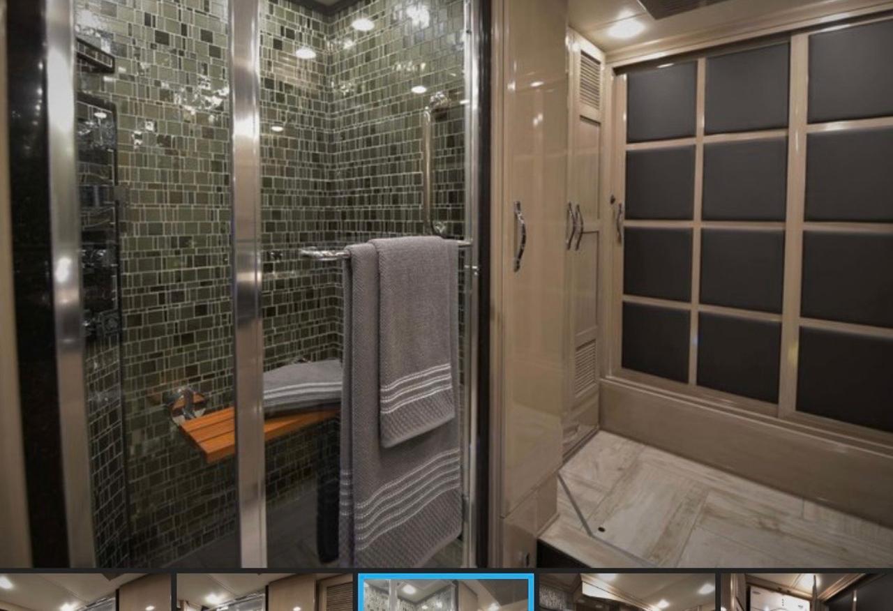 Newmar King Aire  2015