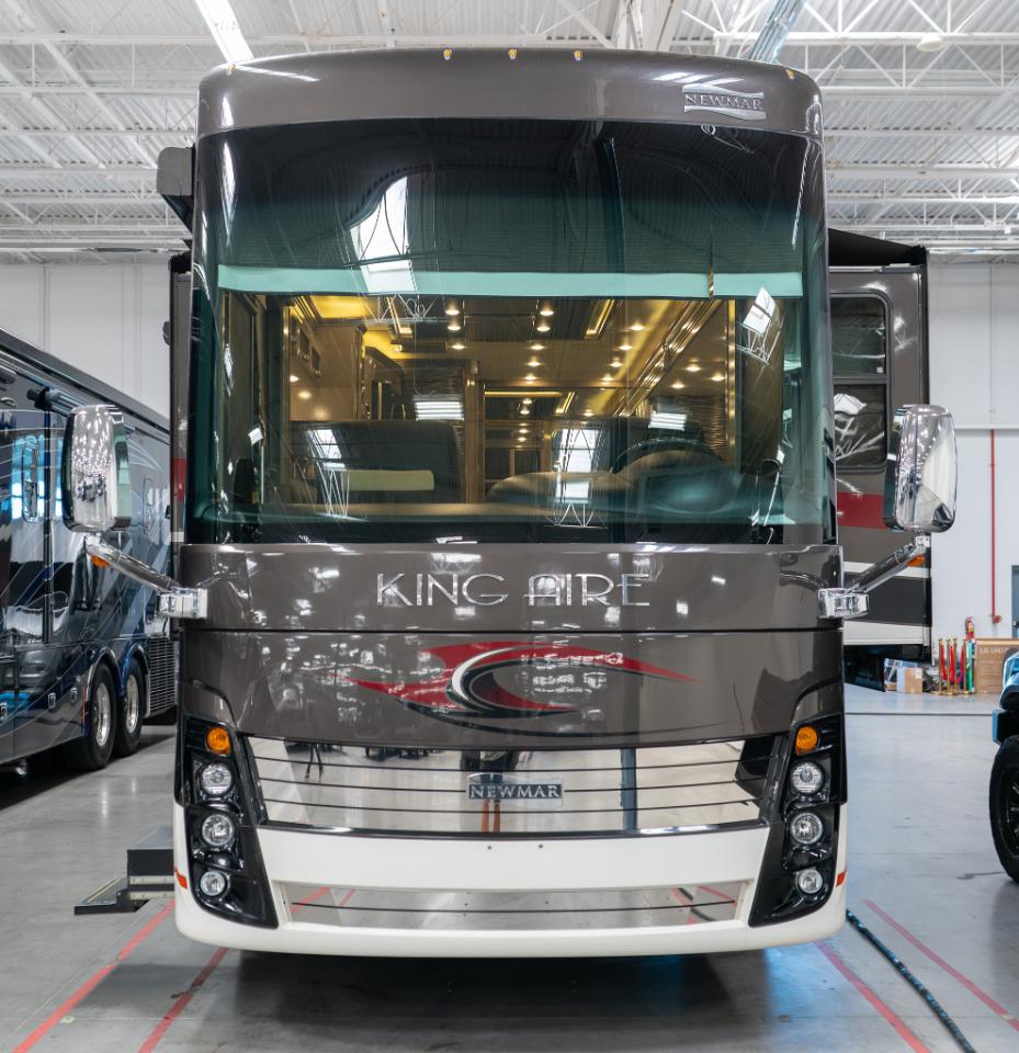 Newmar King Aire  2015